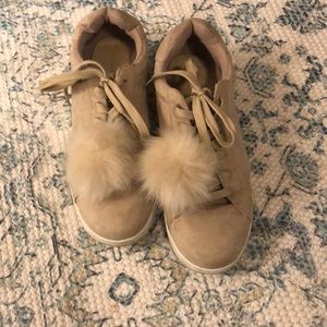 Madden Girl Faux Fur sneakers